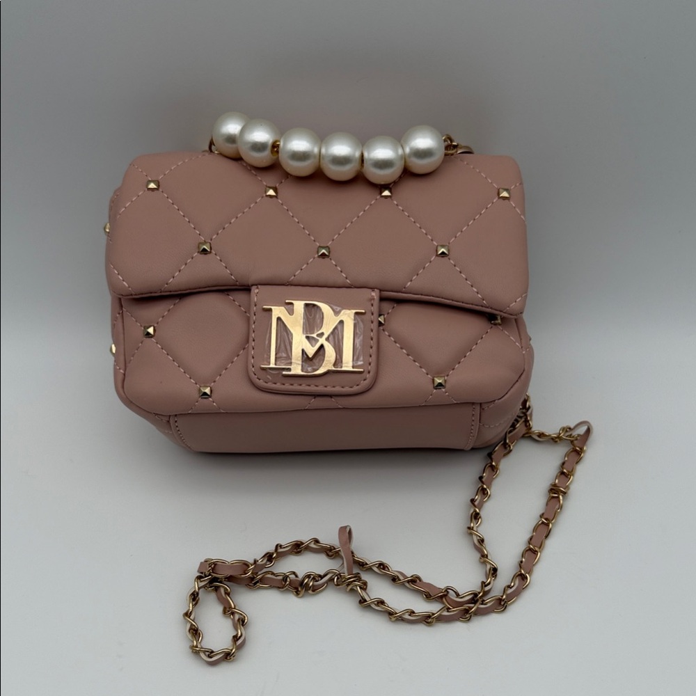 Badgley Mischka Quilted‎ Pearl-Handle Crossbody Bag in Dusty Pink